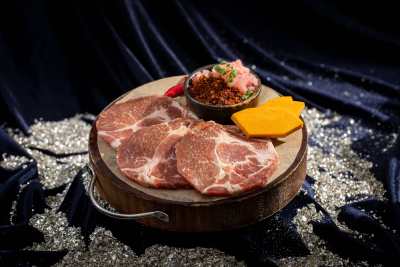 贵气梅花肉配爽爽蘸水